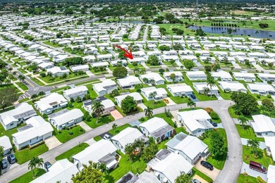 Welcome to refined living in Leisureville Boynton Beach, a - photo 34