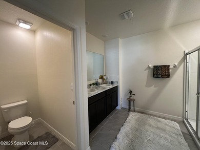 Motivated Seller ! Immaculate two-story on a lake-view corner - photo 42
