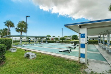 Welcome to refined living in Leisureville Boynton Beach, a - photo 43