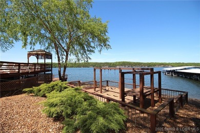 Experience the best of lakeside living in this unique property - photo 44