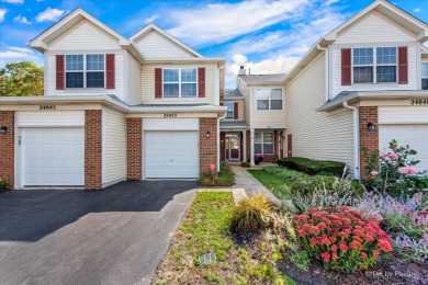 Lake Townhome/Townhouse Under Contract in Plainfield, Illinois