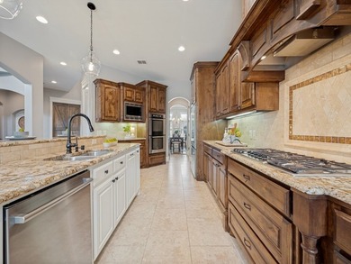 Beautifully appointed Newcastle home in sought-after Country - photo 16