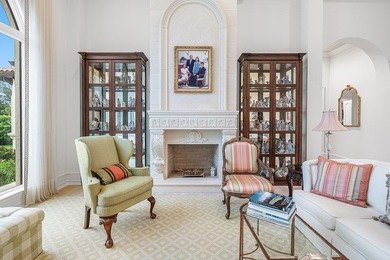 Discover exceptional luxury and stunning water views from this 7 - photo 16
