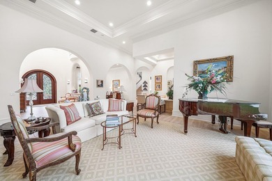 Discover exceptional luxury and stunning water views from this 7 - photo 17
