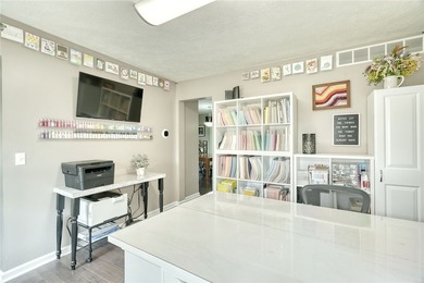 CURB APPEAL! A GREAT FRONT PORCH! A BACKYARD YOU'LL NEVER WANT - photo 21