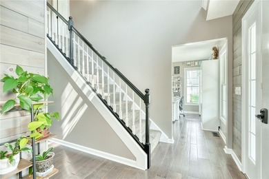 CURB APPEAL! A GREAT FRONT PORCH! A BACKYARD YOU'LL NEVER WANT - photo 22