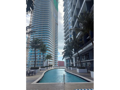 Beautiful two-story 1-bedroom loft in the heart of Brickell