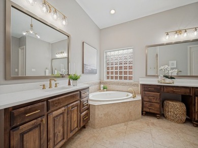 Beautifully appointed Newcastle home in sought-after Country - photo 22