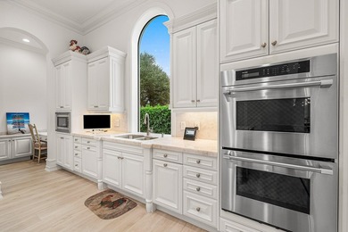 Discover exceptional luxury and stunning water views from this 7 - photo 25