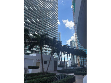 Beautiful two-story 1-bedroom loft in the heart of Brickell