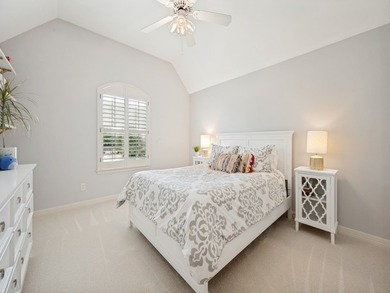 Beautifully appointed Newcastle home in sought-after Country - photo 35