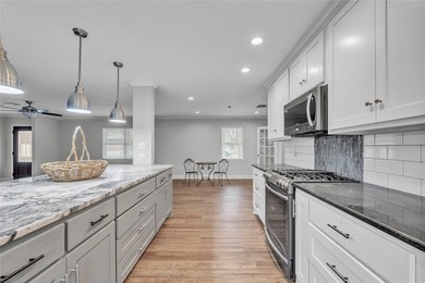 ULTIMATE FLEXIBILITY and LUXURY, REMODELED 4 BED, 3 BATH HOME ON - photo 9