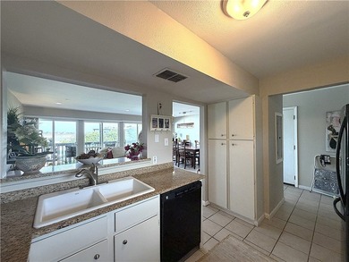 Second story Condo in Jackson's Landing with two car garage, two - photo 17