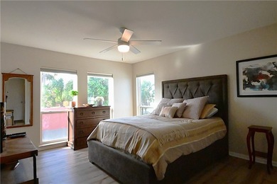 Second story Condo in Jackson's Landing with two car garage, two - photo 18