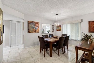 Charming 2nd floor END unit filled w/ natural sunlight from an - photo 19