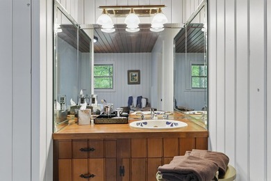 Set along the shores of Lake Greeson, this exceptional lakefront - photo 24