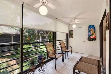Charming 2nd floor END unit filled w/ natural sunlight from an - photo 25