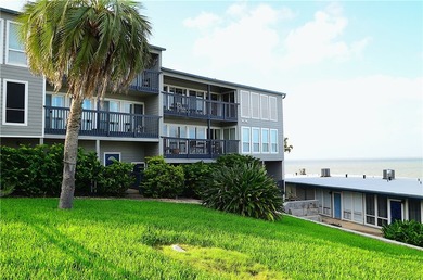 Second story Condo in Jackson's Landing with two car garage, two - photo 29