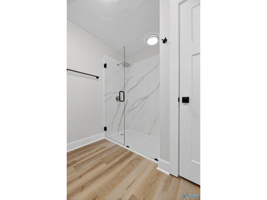 Experience turnkey waterfront living in this brand-new 3-bedroom - photo 32
