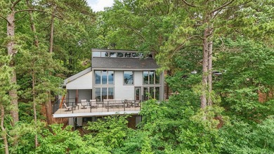 Set along the shores of Lake Greeson, this exceptional lakefront - photo 41