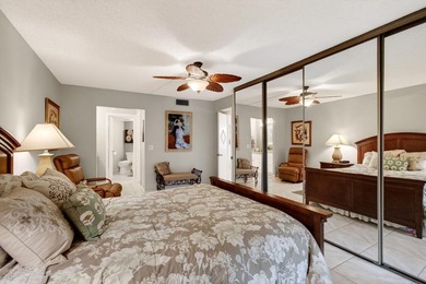 Charming 2nd floor END unit filled w/ natural sunlight from an - photo 43