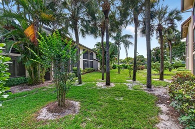 Charming 2nd floor END unit filled w/ natural sunlight from an - photo 57