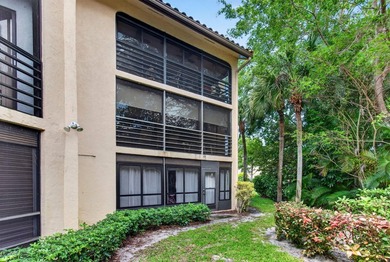 Charming 2nd floor END unit filled w/ natural sunlight from an - photo 58