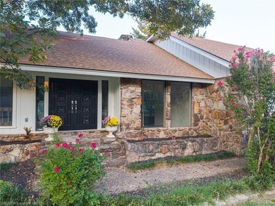 Motivated Seller, Bring Offers!! Priced below appraisal value!! - photo 3