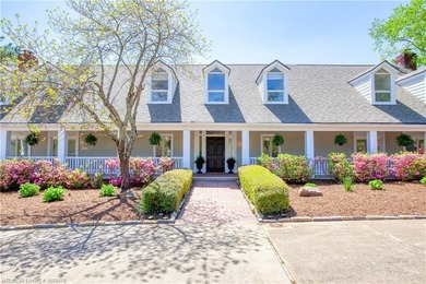Timeless estate on nearly 5 acres in the gated Wyndermere - photo 8