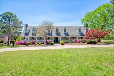 Timeless estate on nearly 5 acres in the gated Wyndermere - photo 9