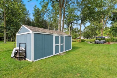 Why buy a home on two acres when you can have a home with 2+ - photo 26