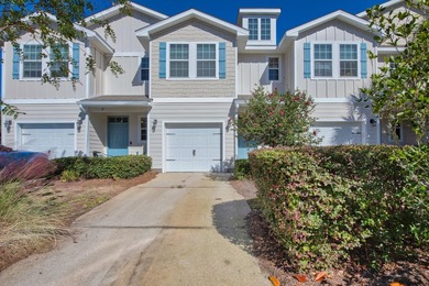 Spacious 3-bedroom, 2.5-bathroom townhome located just minutes - photo 1