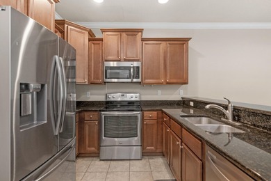 Spacious 3-bedroom, 2.5-bathroom townhome located just minutes - photo 5