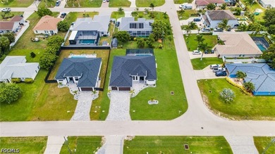 Experience luxury, comfort, and thoughtful design in this - photo 50