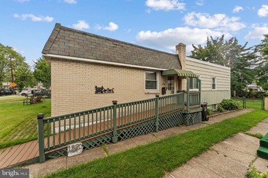 Conviently located one floor living at it's best. This three - photo 3