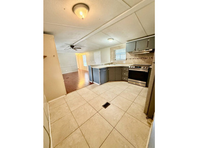 Additional listing photo 4