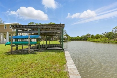 Discover the perfect blend of coastal charm and modern comfort - photo 31