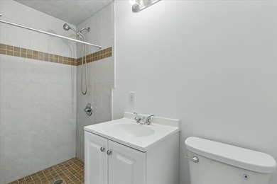 Discover the perfect blend of coastal charm and modern comfort - photo 39