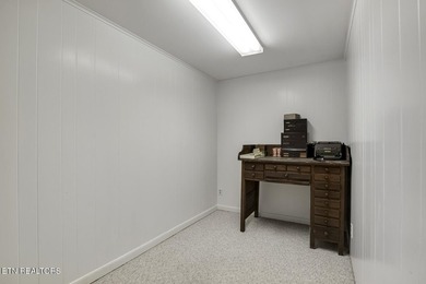 BRAND NEW ROOF! This waterfront family home has been in the - photo 39