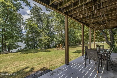 BRAND NEW ROOF! This waterfront family home has been in the - photo 42
