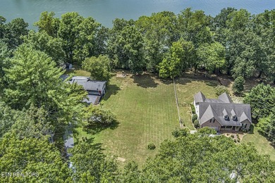BRAND NEW ROOF! This waterfront family home has been in the - photo 55