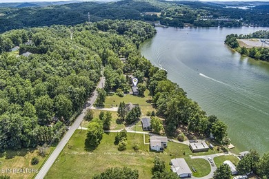 BRAND NEW ROOF! This waterfront family home has been in the - photo 59