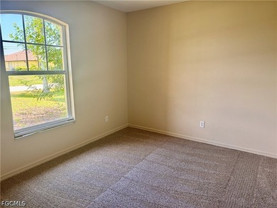 New Cabinets, New Paint & New Carpet!!! This well-maintained - photo 12