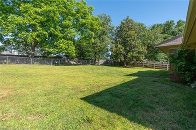 Welcome to this well-maintained home located in Village Harbor - photo 17
