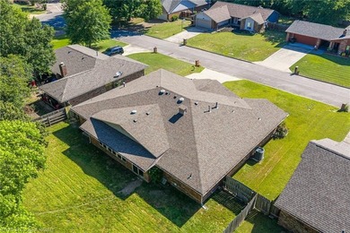 Welcome to this well-maintained home located in Village Harbor - photo 19