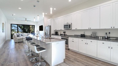 Being sold fully furnished!! Effortless Beachside Living in - photo 10