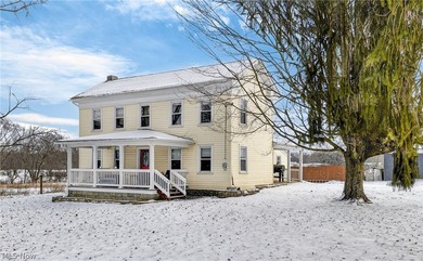 (private lake, pond, creek) Home For Sale in Salem Ohio