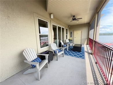 Lakefront living at its finest! Luxurious Setting with Stunning - photo 9
