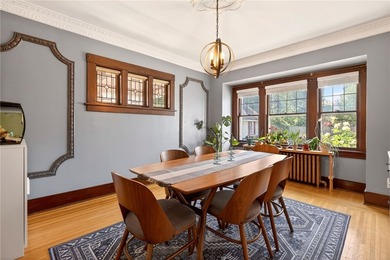 Timeless Browncroft beauty! Welcome to 29 Elmcroft Rd, a - photo 10