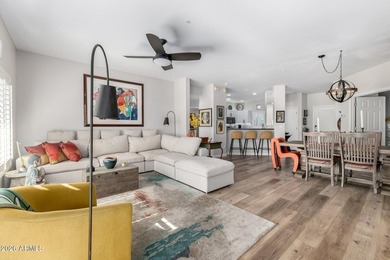 Beautifully maintained townhouse in North Scottsdale with new